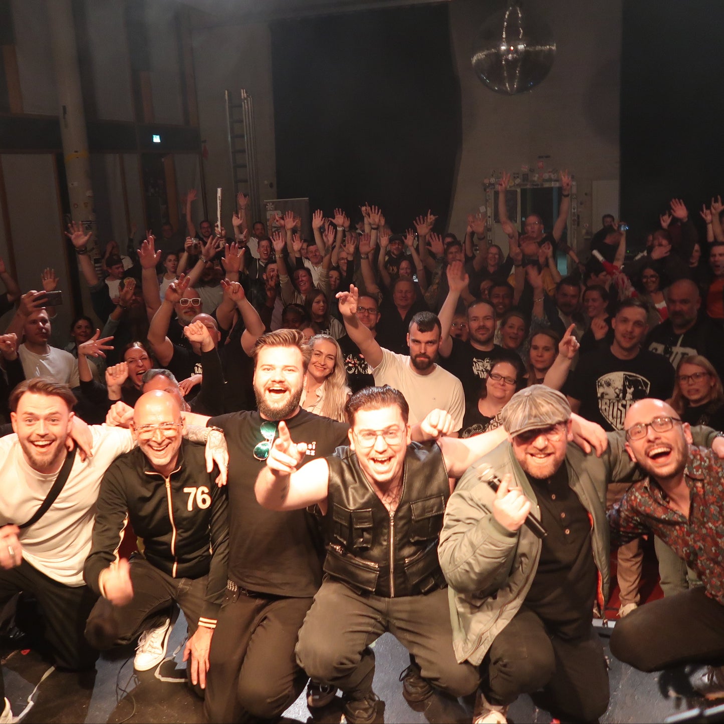 Crewmitglied für einen Tag auf einem Konzert deiner Wahl